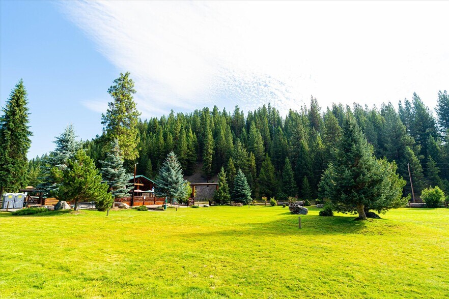More Photos Of 7000 Graves Creek Rd, Lolo Bar For Sale