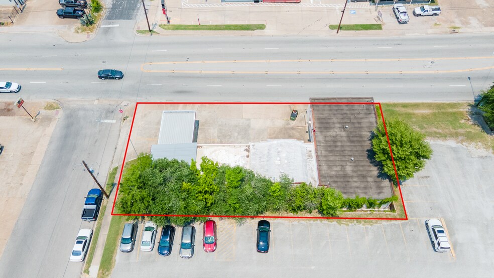 More Photos Of 919 11th St, Huntsville Freestanding For Sale