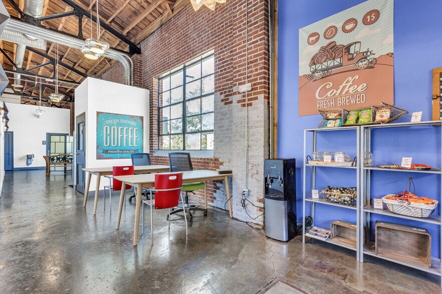 More Photos Of 12461 Veterans Memorial Hwy, Douglasville Loft Creative Space For Lease
