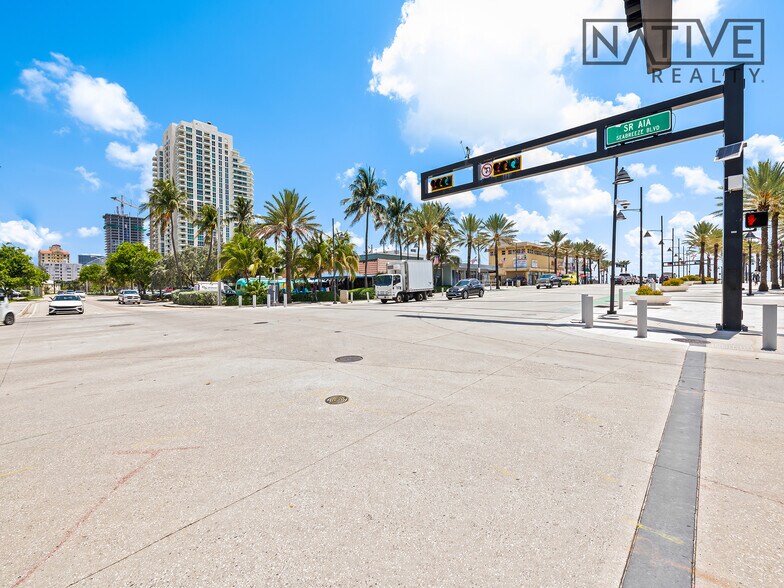 More Photos Of 301 Seabreeze Blvd, Fort Lauderdale Marina For Sale