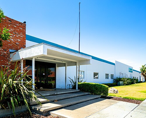 More Photos Of 1000 S Grand Ave, Santa Ana Warehouse For Lease