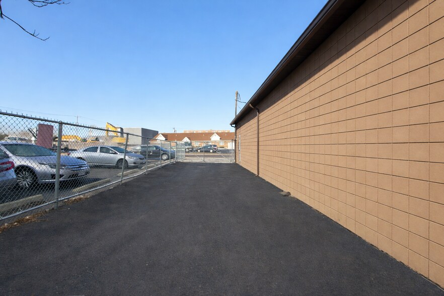 More Photos Of 20 Lechmere St, Revere Flex For Lease