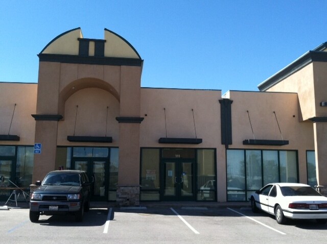 More Photos Of 42035 10th St W, Lancaster Storefront For Lease