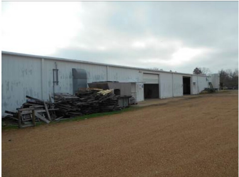 More Photos Of 4894 W Hwy 84, Vidalia Warehouse For Sale
