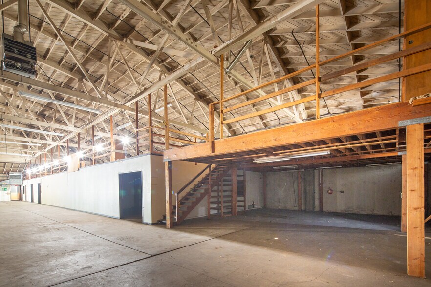 More Photos Of 2675 Folsom St, San Francisco Warehouse For Sale