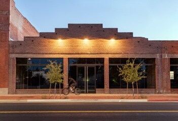 More Photos Of 727-735 Grand Ave, Phoenix Office For Sale