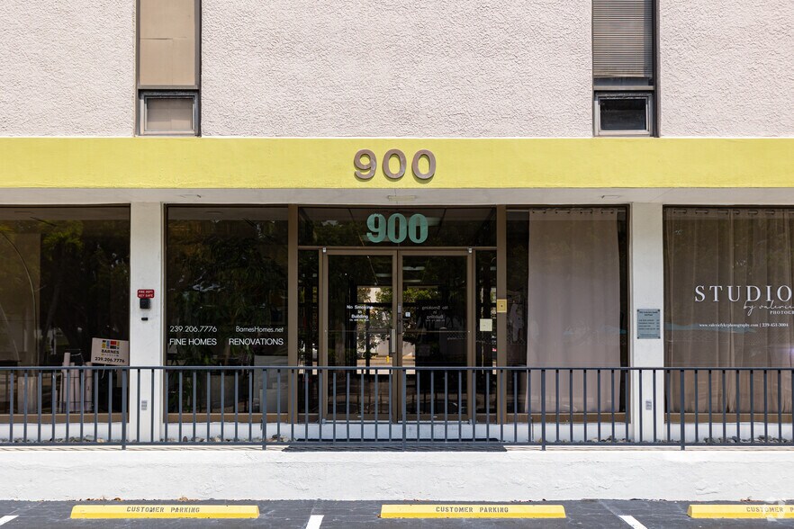 More Photos Of 900 6th Ave S, Naples Office Residential For Lease