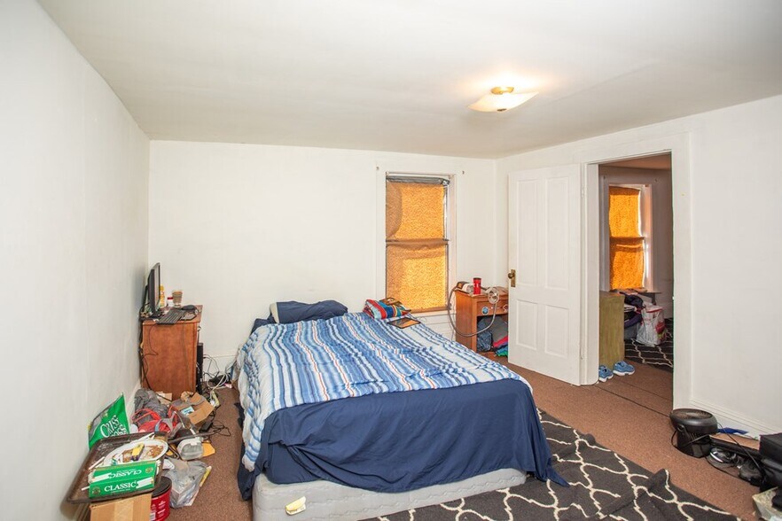 More Photos Of 15 E Hill Rd, Covington Apartments For Sale