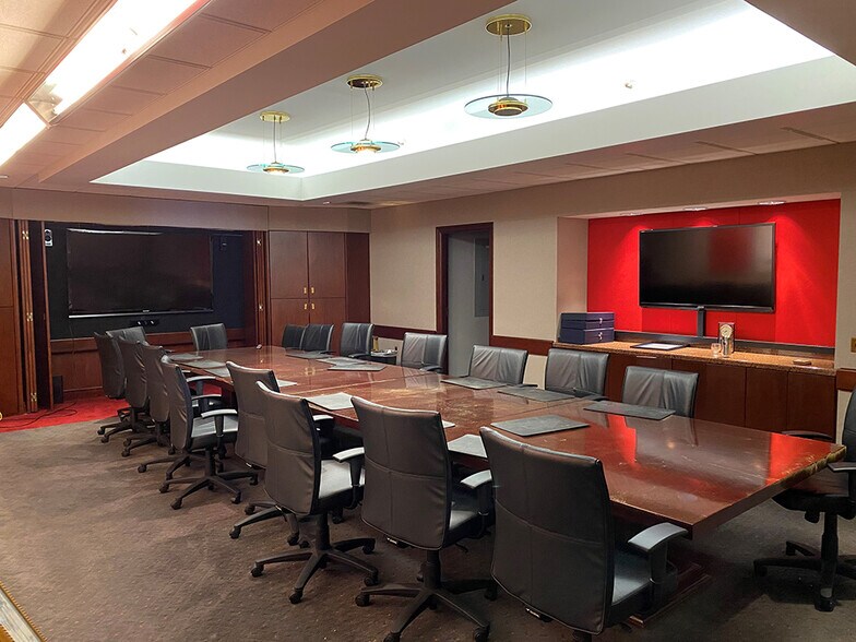 More Photos Of 285 Broad St, Hartford Office For Sale