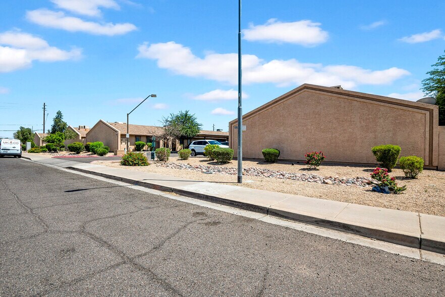 More Photos Of 3027-3045 E Grandview Rd, Phoenix Apartments For Sale