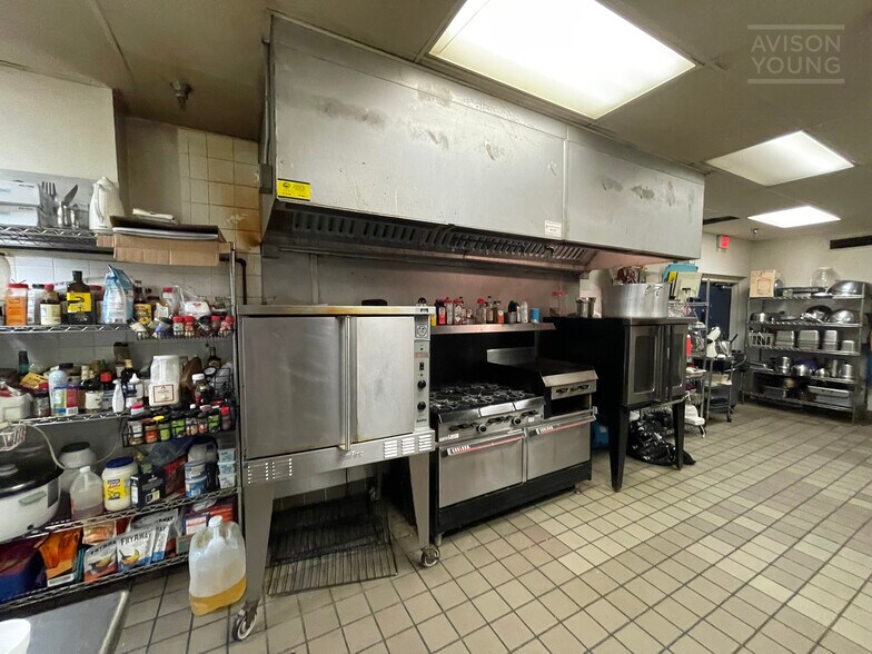 More Photos Of 300 Franklin St, Ocoee Office For Sale