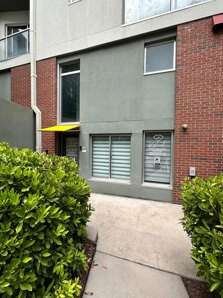 More Photos Of 620 Glen Iris Dr, Atlanta Apartments For Sale