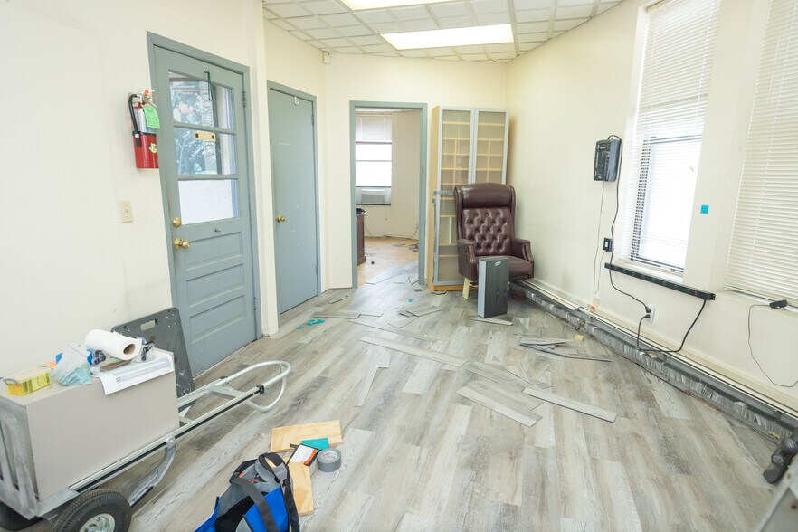 More Photos Of 667 Main Ave, Passaic Office For Sale