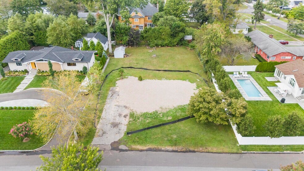 More Photos Of 38 Cook Rd, Stamford Land For Sale