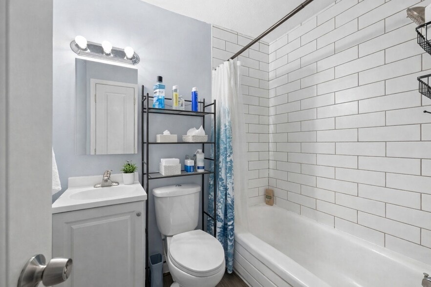 More Photos Of 540 W College St, Oberlin Apartments For Sale