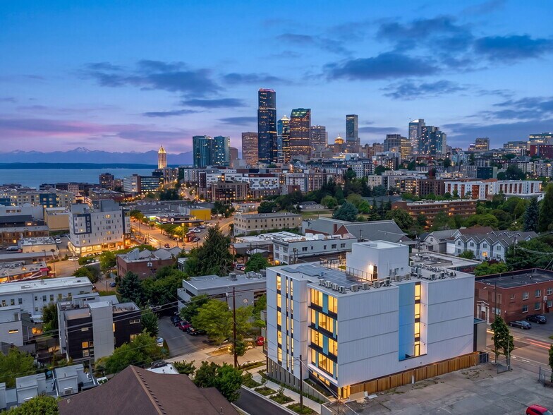 More Photos Of 1605 S Jackson St, Seattle Apartments For Lease