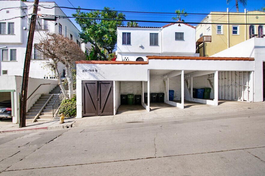 More Photos Of 805-809 N Kodak Dr, Los Angeles Apartments For Sale