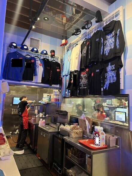 More Photos Of 3847 Main St, Culver City Storefront Retail Office For Lease