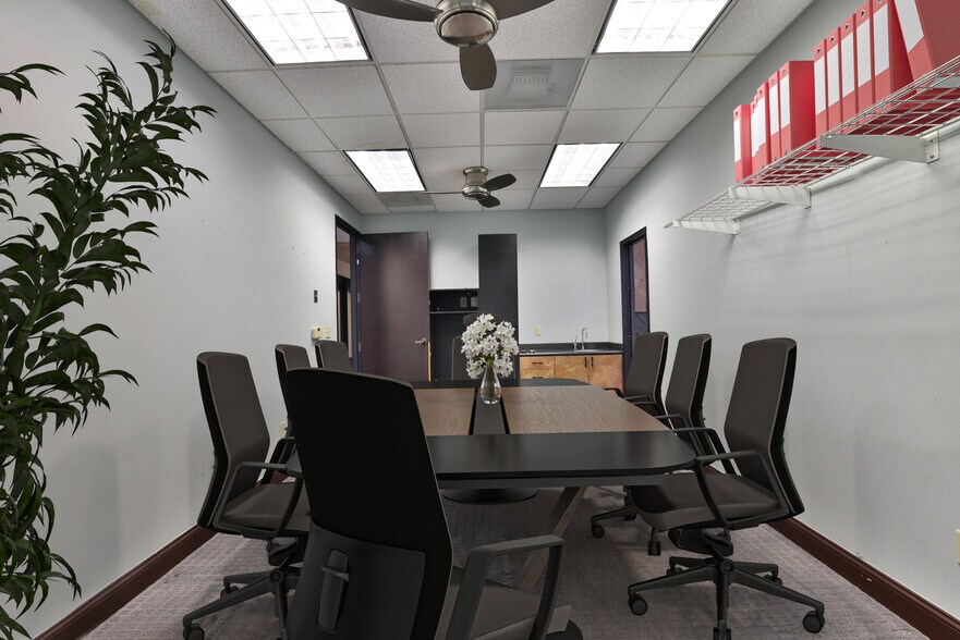 More Photos Of 1160 Mountain View Alviso Rd, Sunnyvale Office For Lease