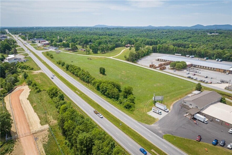 More Photos Of 3311 Hickory Blvd, Hudson Land For Sale