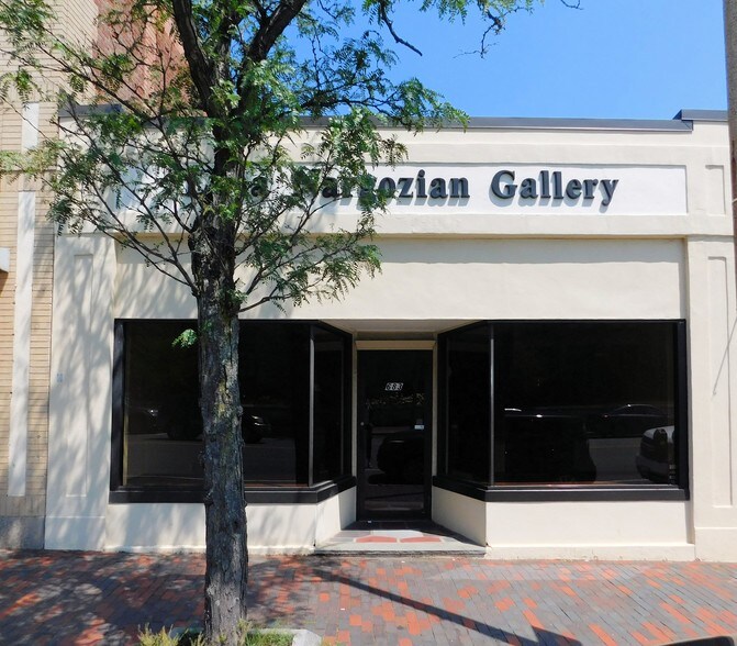 More Photos Of 673-683 Massachusetts Ave, Arlington Storefront Retail Office For Lease