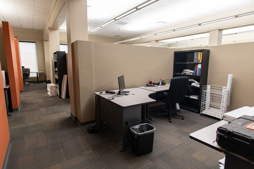 More Photos Of 7700 Torino St, San Antonio Office For Sale