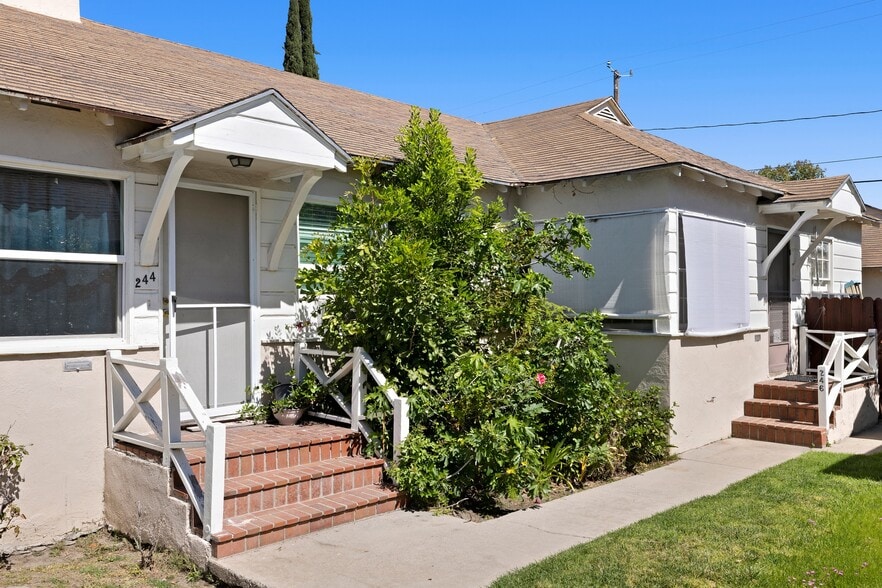 More Photos Of 242 N Cordova St, Burbank Multifamily For Sale
