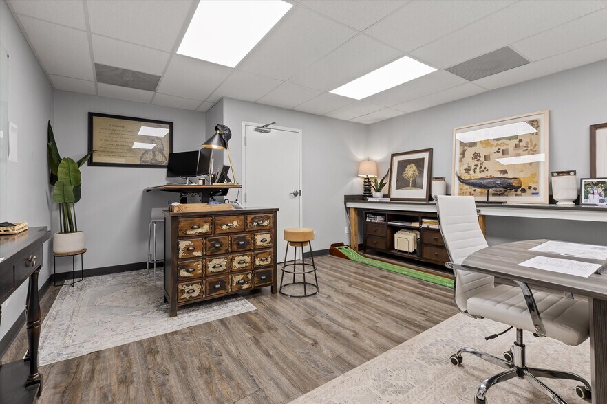 More Photos Of 3200 N Hawthorne St, Chattanooga Flex For Sale