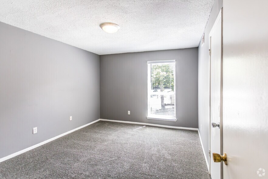 More Photos Of 2603 Pojest Dr, Memphis Apartments For Sale