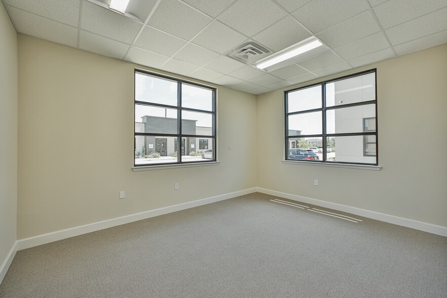 More Photos Of 8118 Fry Rd, Cypress Medical For Lease
