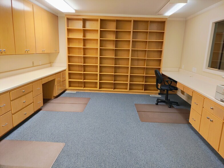 More Photos Of 516 Beaumont Rd, Fayetteville Medical For Lease