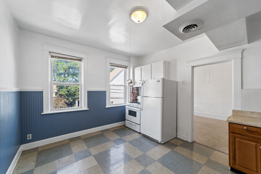 More Photos Of 1947-1949 Coltman Rd, Cleveland Apartments For Sale