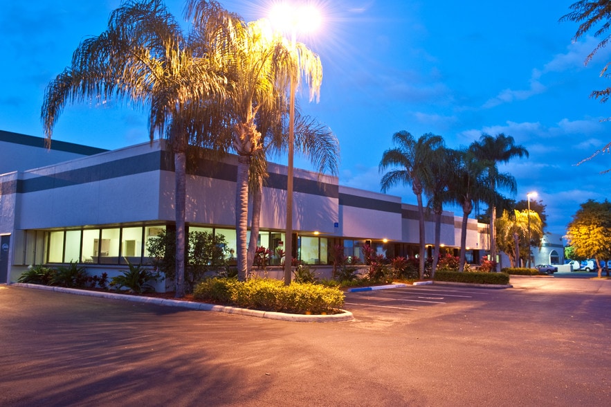 More Photos Of 1060 Holland Dr, Boca Raton Light Manufacturing For Lease