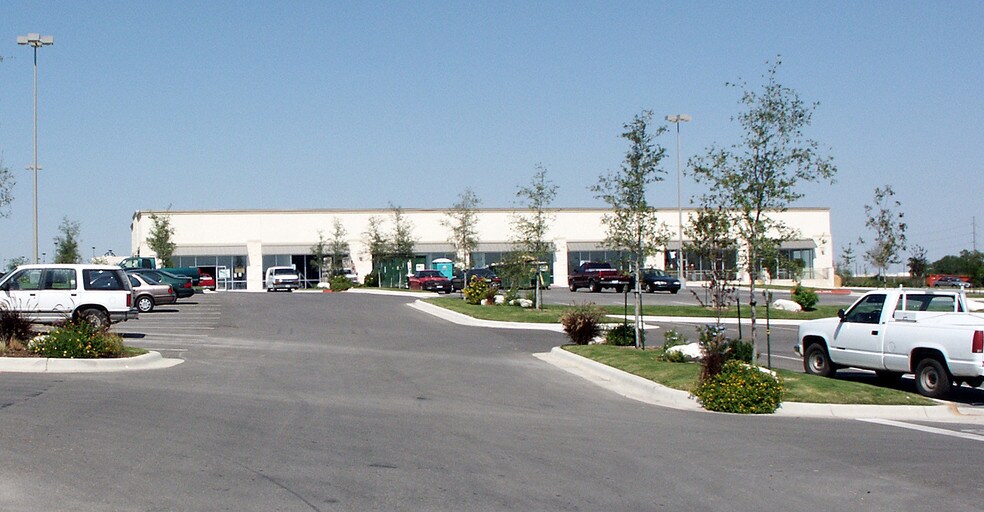 More Photos Of 12901 N I-35 Service Rd, Austin Unknown For Lease