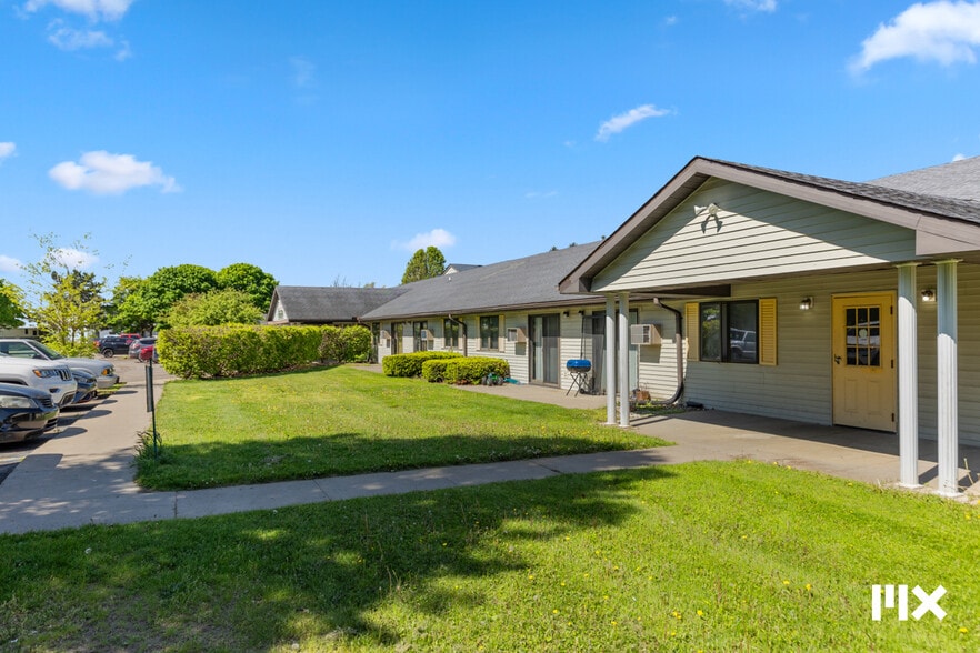 More Photos Of 777 Orleans Blvd, Coldwater Apartments For Sale