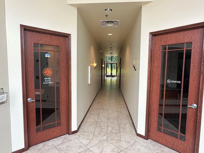 More Photos Of 28367 Davis Pky, Warrenville Office For Sale