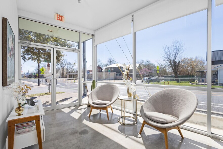 More Photos Of 508 E 53rd St, Austin Loft Creative Space For Sale