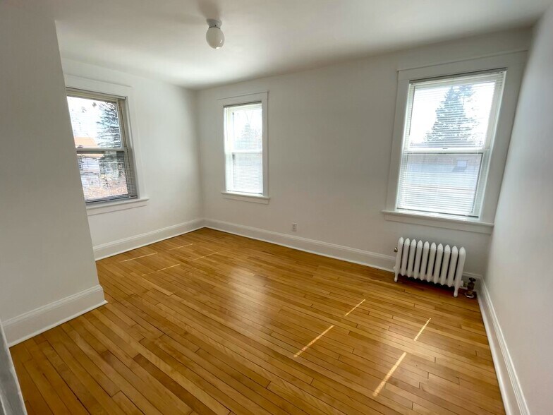 More Photos Of 930 89th Ave W, Duluth Apartments For Sale