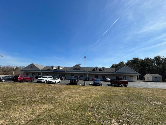 More Photos Of 290 Bedford St, Lakeville Storefront Retail Office For Sale