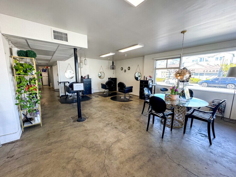 More Photos Of 2727 Roosevelt St, Carlsbad Office Residential For Sale