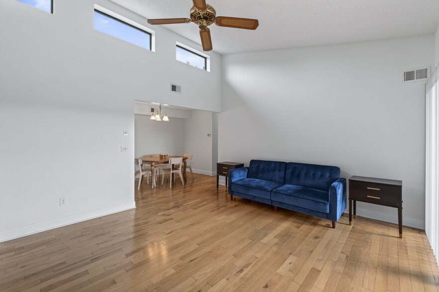 More Photos Of 125 Turtle Creek Rd, Charlottesville Apartments For Sale