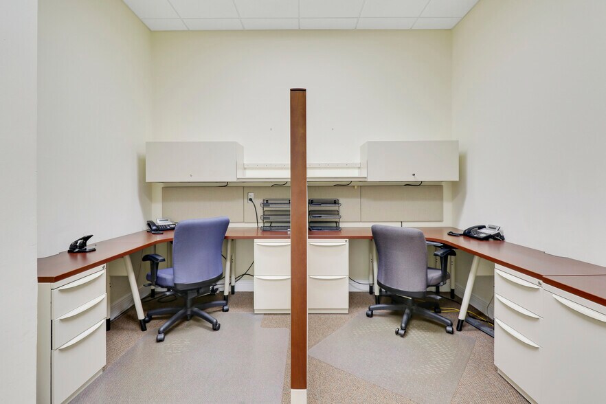 More Photos Of 6751 N Federal Hwy, Boca Raton Office For Sale
