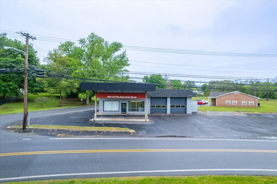 More Photos Of 101 Rock Cliff Dr, Martinsburg Auto Repair For Sale