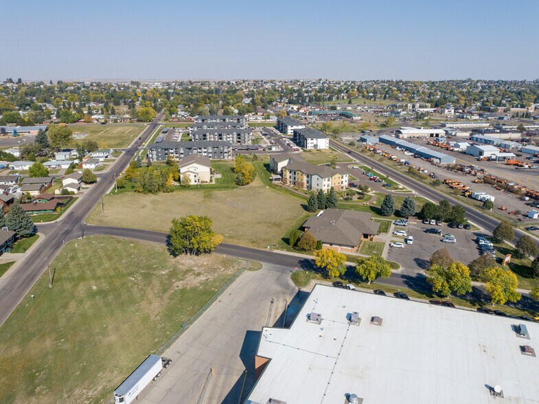 More Photos Of 25 16th Avenue NW, Great Falls Land For Sale