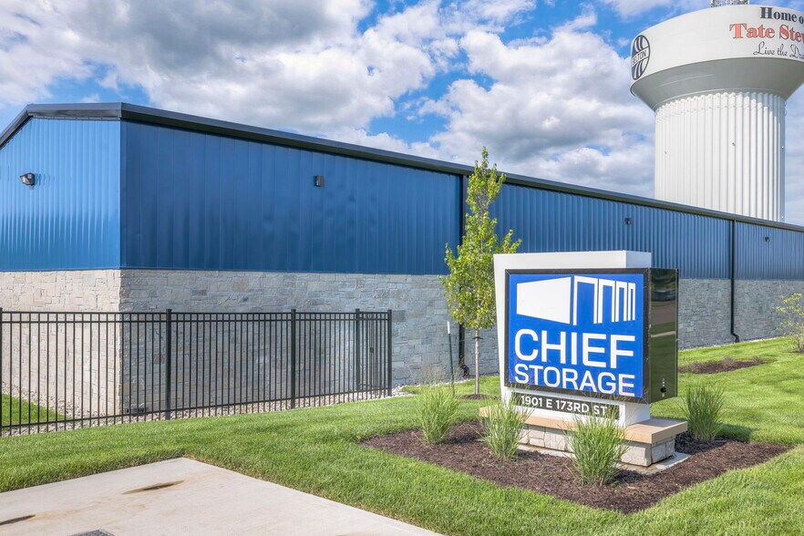 Primary Photo Of 1901 E 173rd St, Belton Self Storage For Lease