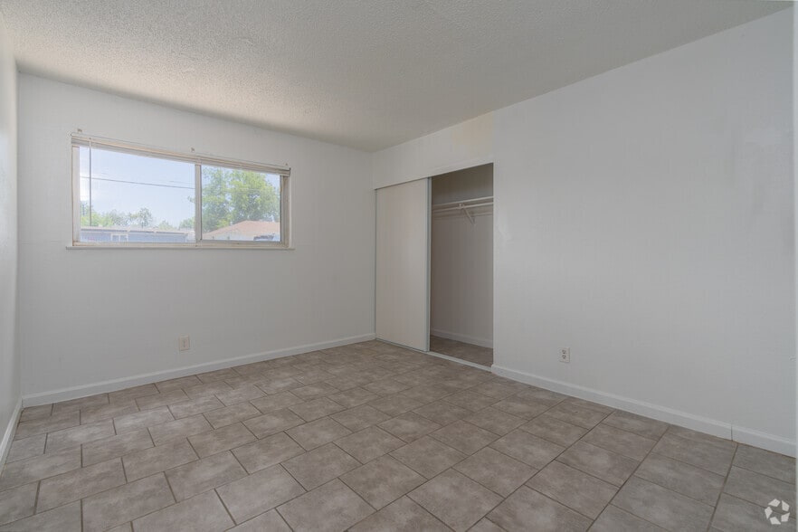 More Photos Of 695 Plaza Ave, Sacramento Apartments For Sale