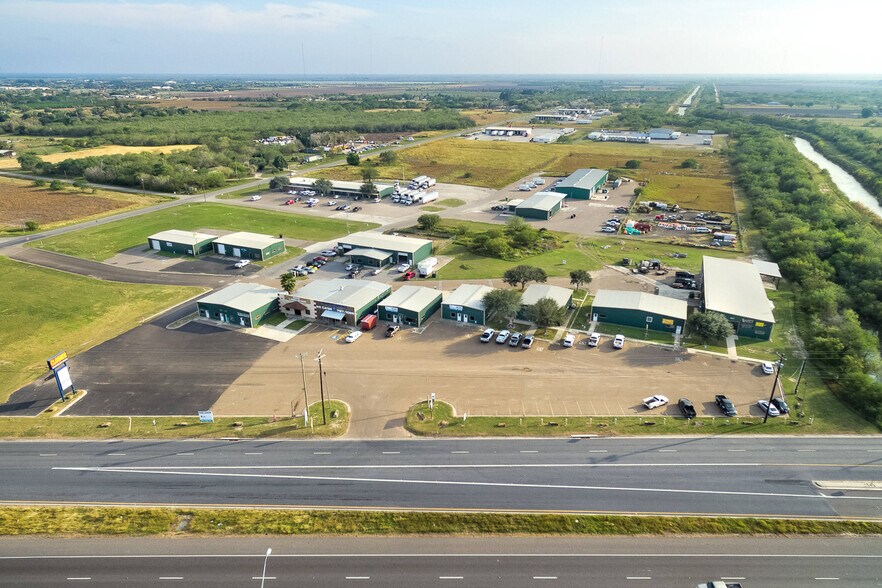 More Photos Of 2803 Us-83, La Feria Flex For Sale