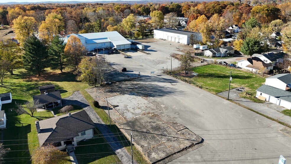 More Photos Of 2404 U St, Bedford Industrial For Sale