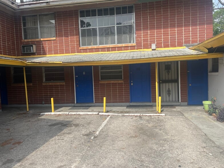 More Photos Of 5913 Moncrief Rd W, Jacksonville Hotel For Sale