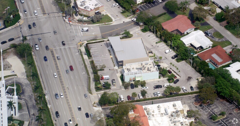 More Photos Of 5554 N Federal Hwy, Fort Lauderdale Storefront For Lease